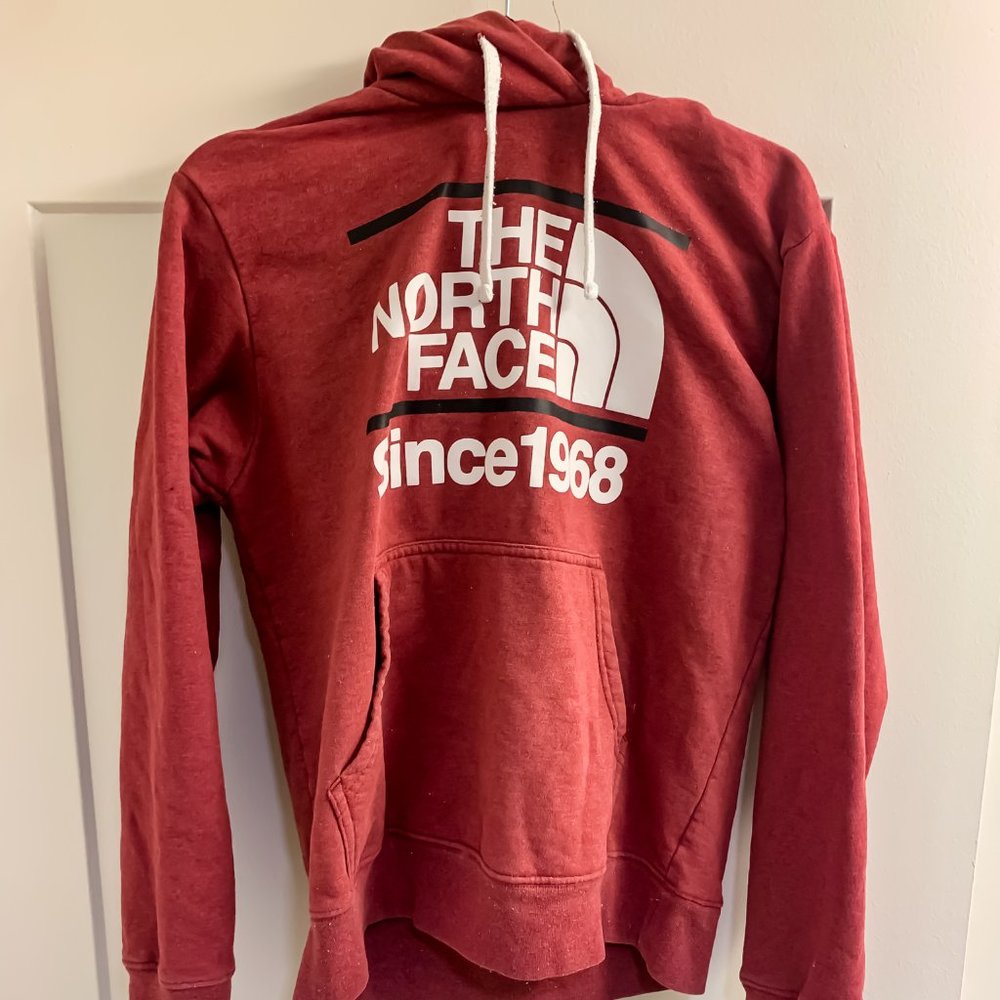 The North Face Men’s Size Medium Red